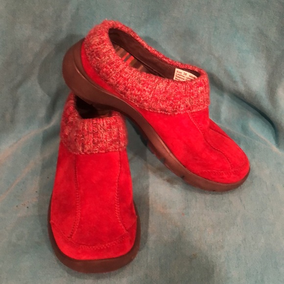 Red Dansko Leather/Suede clogs size 36. - Picture 2 of 4
